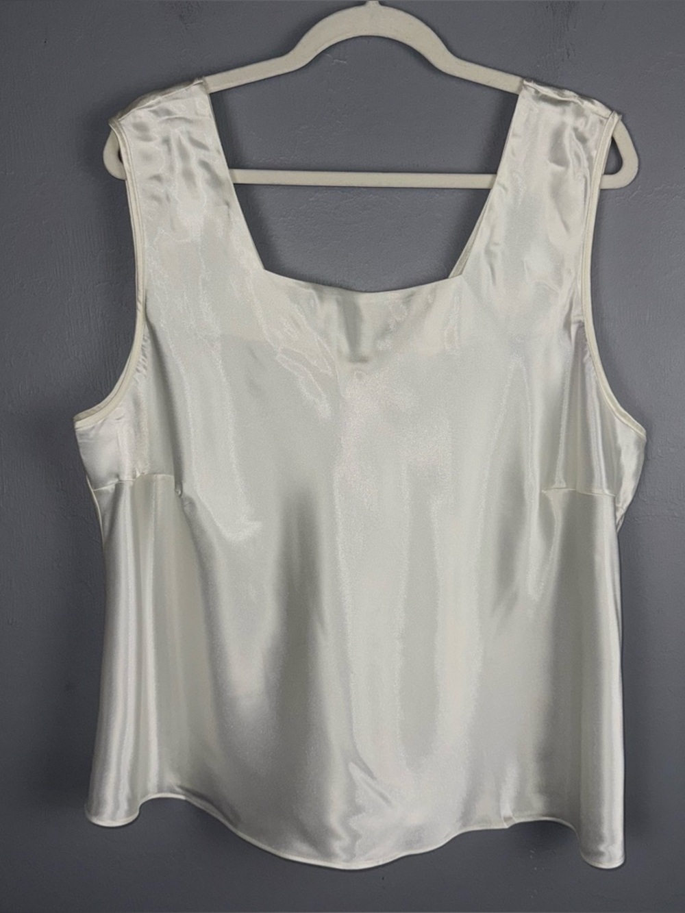 Escapades Tank Top Women’s  2X White Ivory Satin Camisole 90s Y2K Vintage